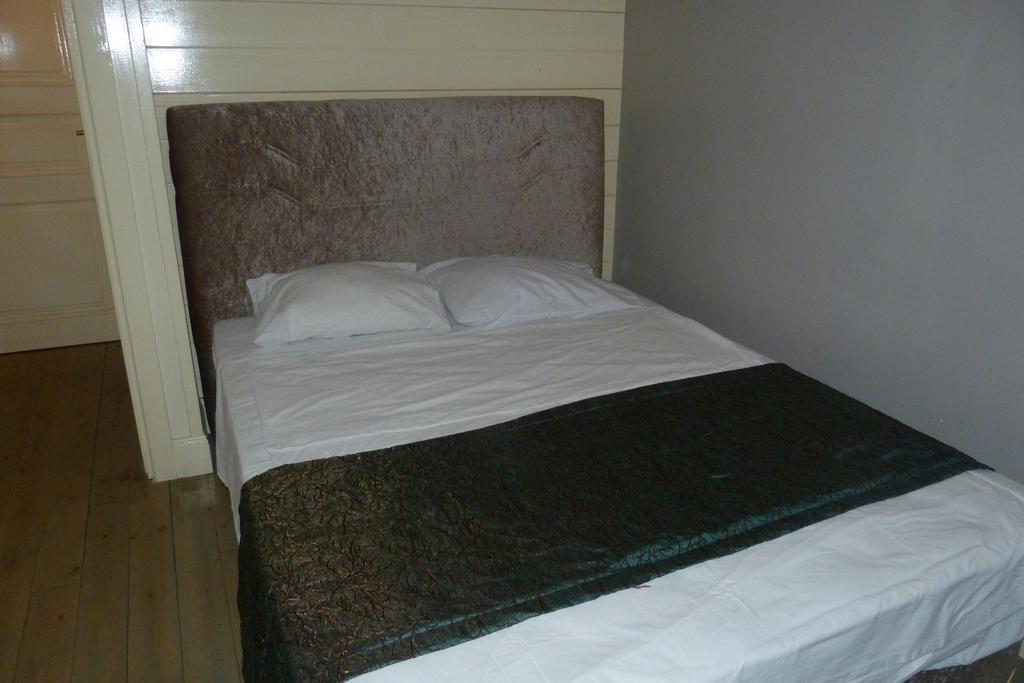 Eagles Budget Home Isztambul Szoba fotó