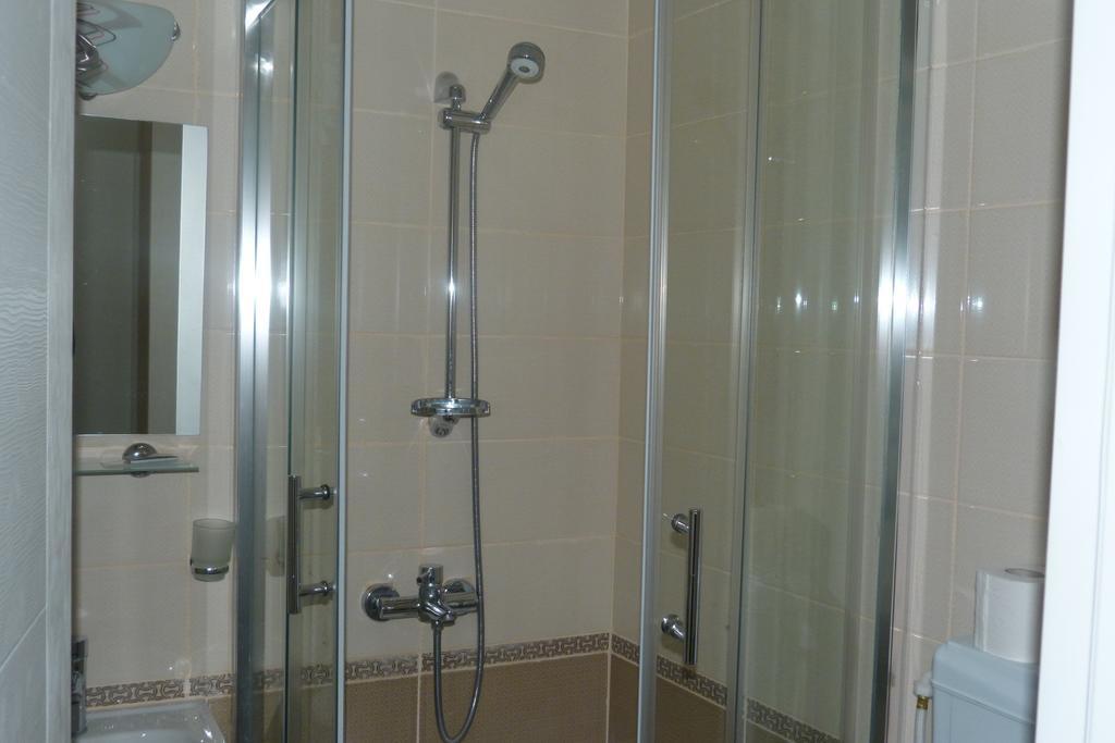 Eagles Budget Home Isztambul Szoba fotó